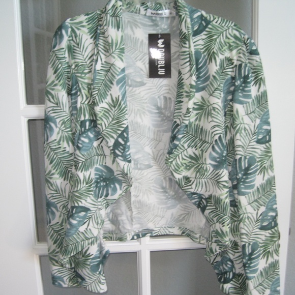 Light Weight Summer Jacket NWT size medium - Picture 3 of 6